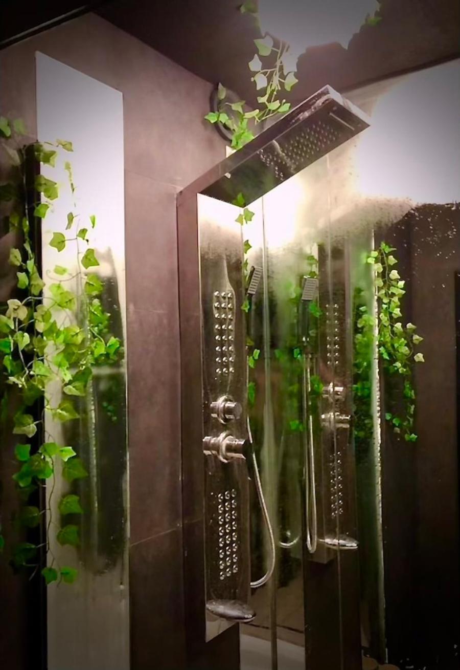 Number 8 Apartment Лейден Екстериор снимка